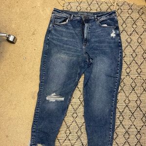 American eagle mom jeans